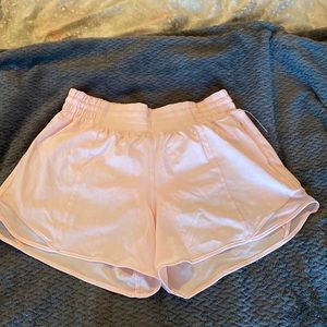 lululemon high rise hotty hot shorts
